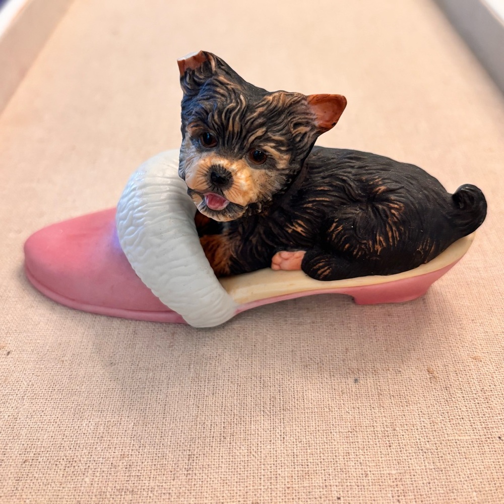 Yorshire Terrier Yorkie in Shoe Pampered Pup Figurine by Princeton Gallery 1991